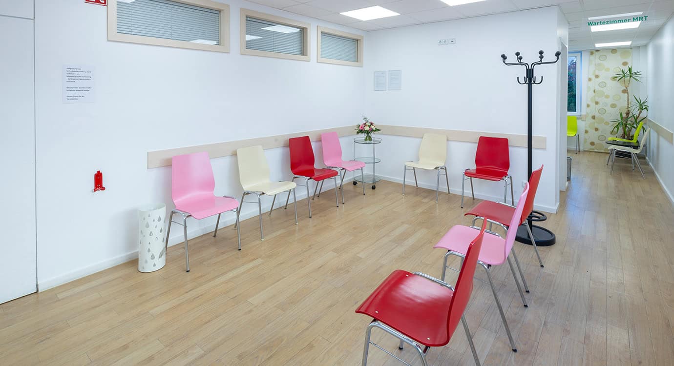 Wartezimmer-01
