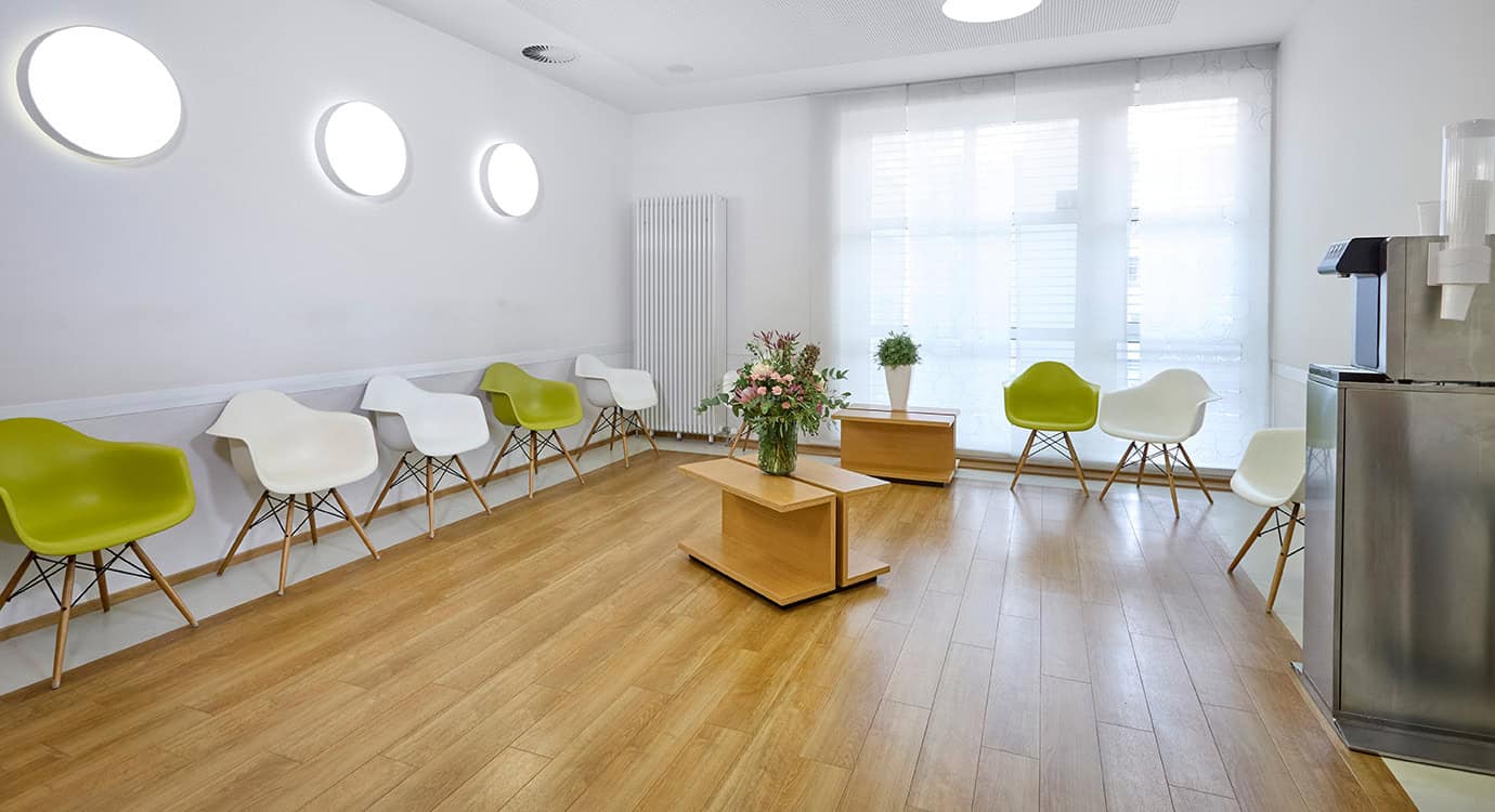 Wartezimmer-01