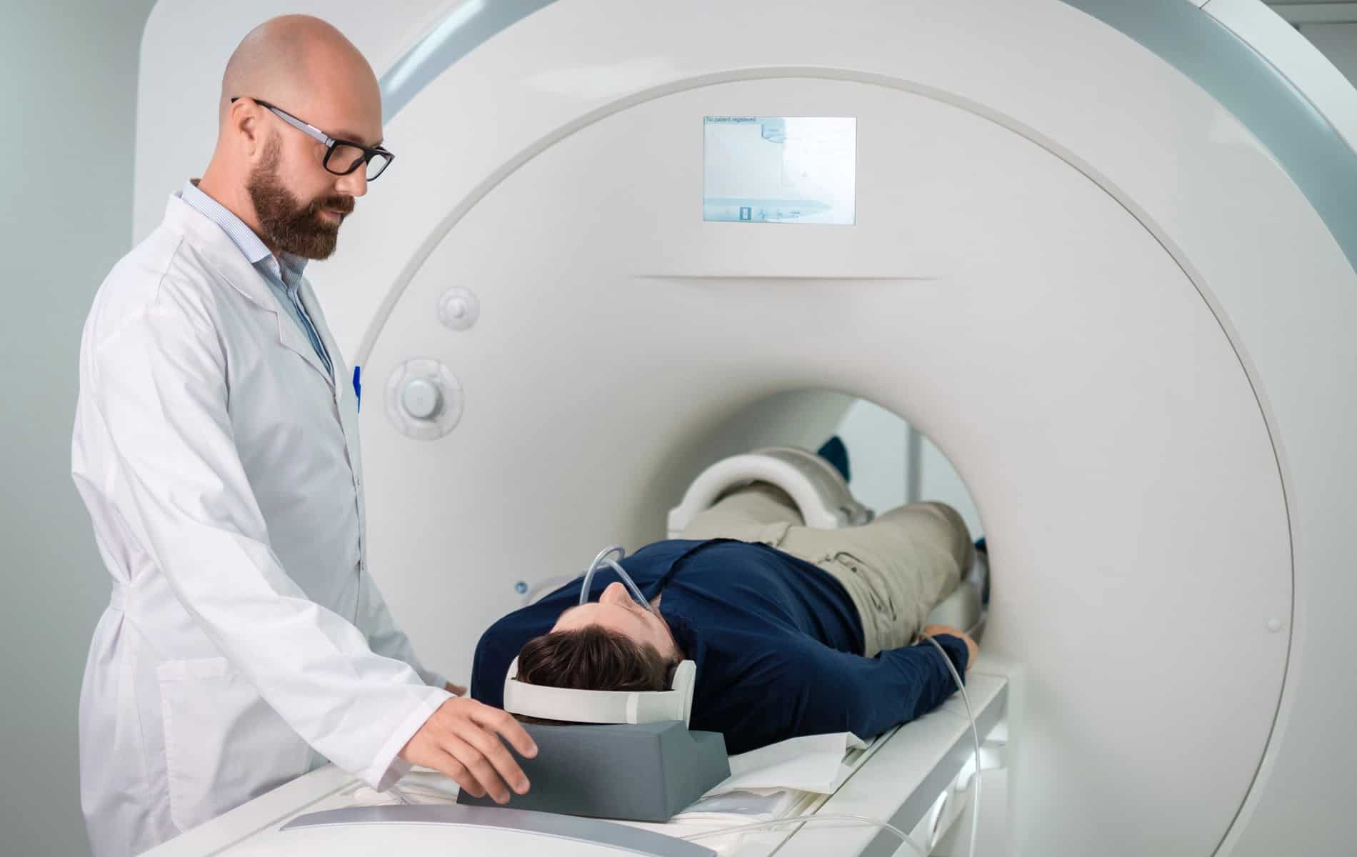 knieschmerzen-diagnostik-mrt-ultraschall-vergleich-vorteile