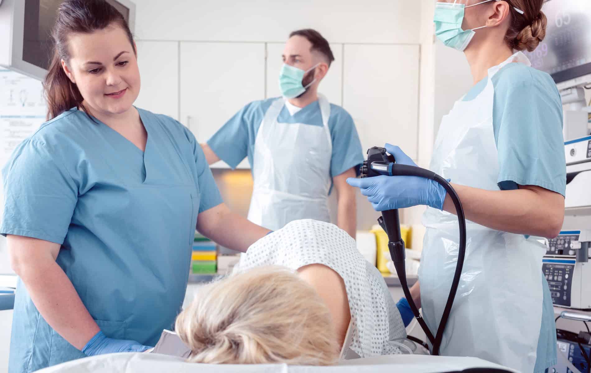 kolorektale-karzinome-tumore-darmkrebs-risikofaktoren-symptome-diagnostik-behandlung