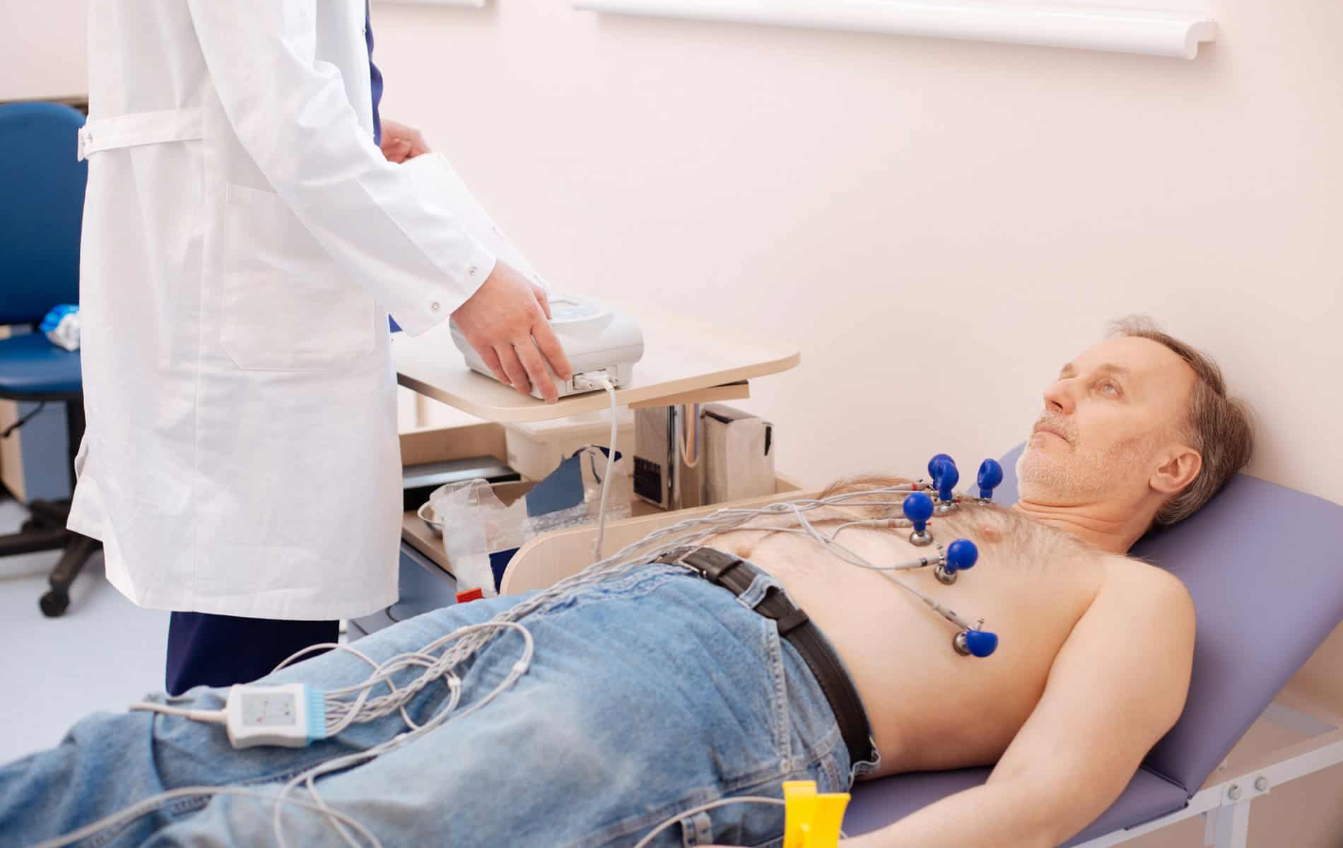 angina-pectoris-brustenge-ursachen-risikofaktoren-symptome-diagnostik-therapie