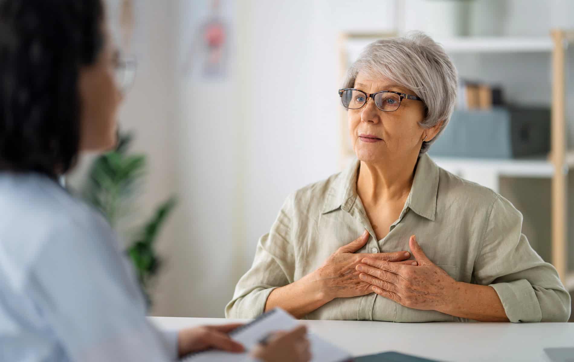 speiseroehrenkrebs-oesophaguskarzinom-ursachen-risikofaktoren-symptome-diagnostik-therapie